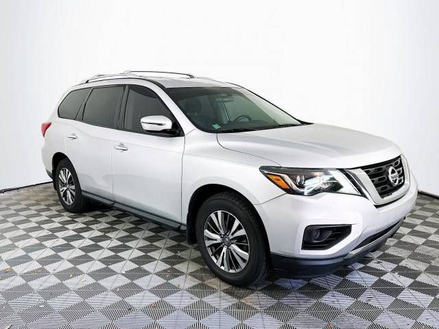 2019 Nissan Pathfinder S 4WD photo