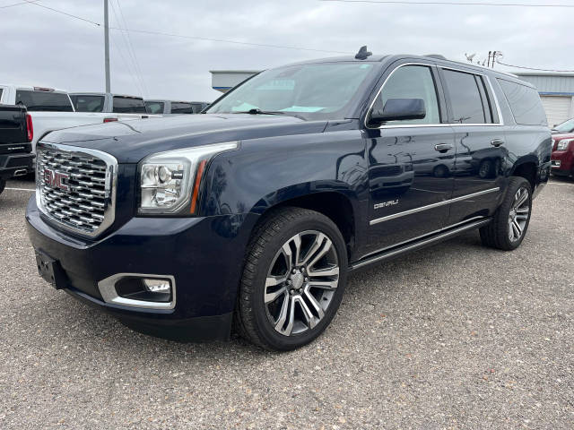 2020 GMC Yukon XL Denali 4WD photo