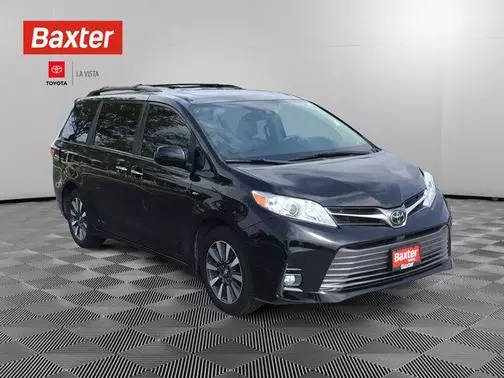 2020 Toyota Sienna XLE Premium AWD photo