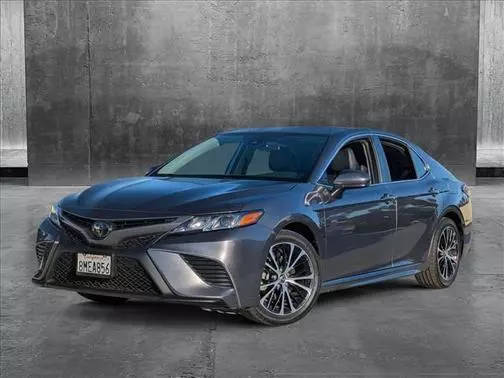 2019 Toyota Camry SE FWD photo