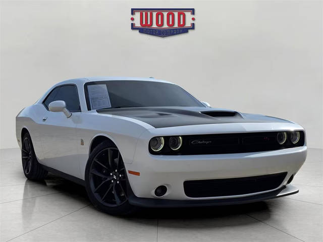 2019 Dodge Challenger R/T Scat Pack RWD photo