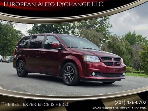 2018 Dodge Grand Caravan GT FWD photo