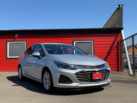 2019 Chevrolet Cruze LT FWD photo