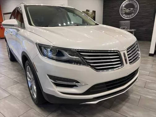 2016 Lincoln MKC Select FWD photo