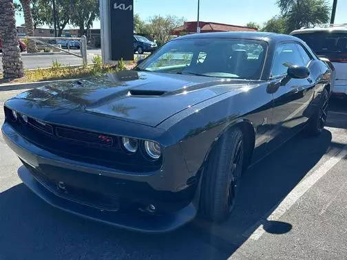 2015 Dodge Challenger R/T Scat Pack RWD photo