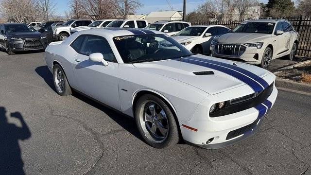 2015 Dodge Challenger R/T Plus RWD photo