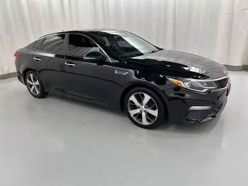 2019 Kia Optima S FWD photo