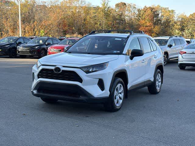 2019 Toyota RAV4 LE AWD photo