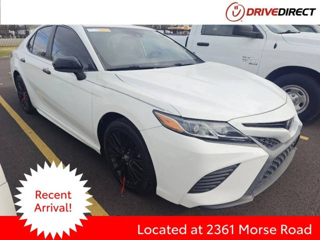 2019 Toyota Camry SE FWD photo