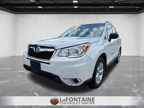 2016 Subaru Forester 2.5i AWD photo