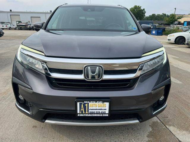 2020 Honda Pilot Touring 8-Passenger FWD photo
