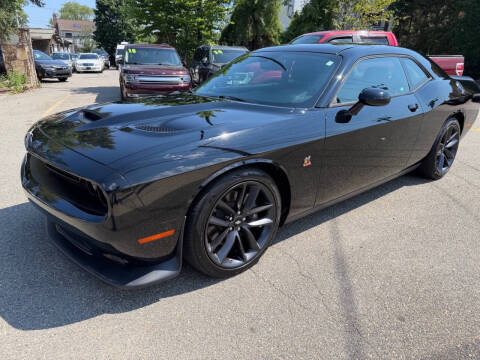 2019 Dodge Challenger R/T Scat Pack RWD photo
