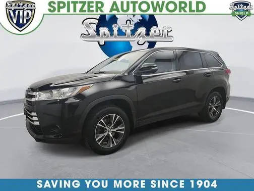2019 Toyota Highlander LE AWD photo