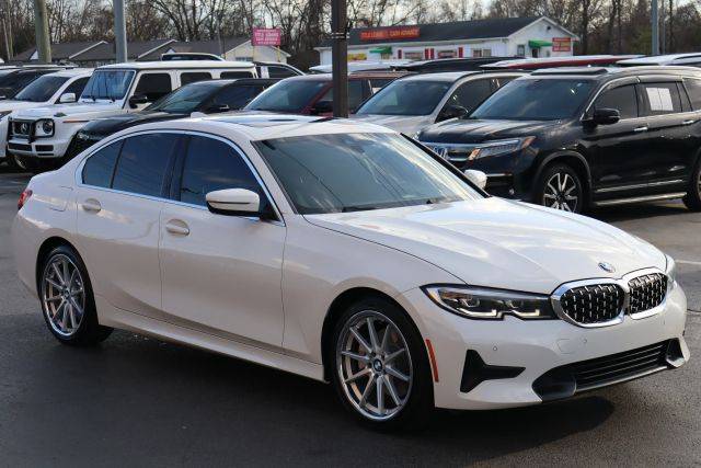 2019 BMW 3 Series 330i RWD photo