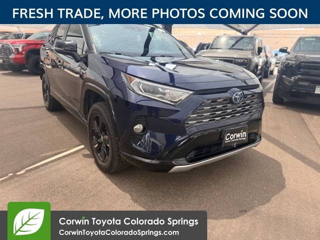 2019 Toyota RAV4 Hybrid XSE AWD photo