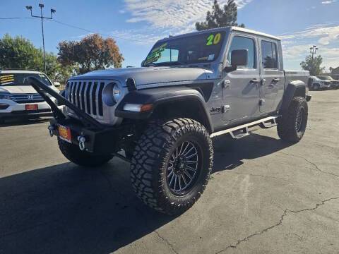 2020 Jeep Gladiator Sport S 4WD photo