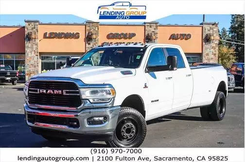 2019 Ram 3500 Big Horn 4WD photo