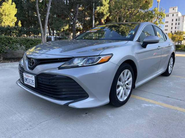 2019 Toyota Camry LE FWD photo