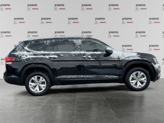 2018 Volkswagen Atlas 3.6L V6 SE FWD photo