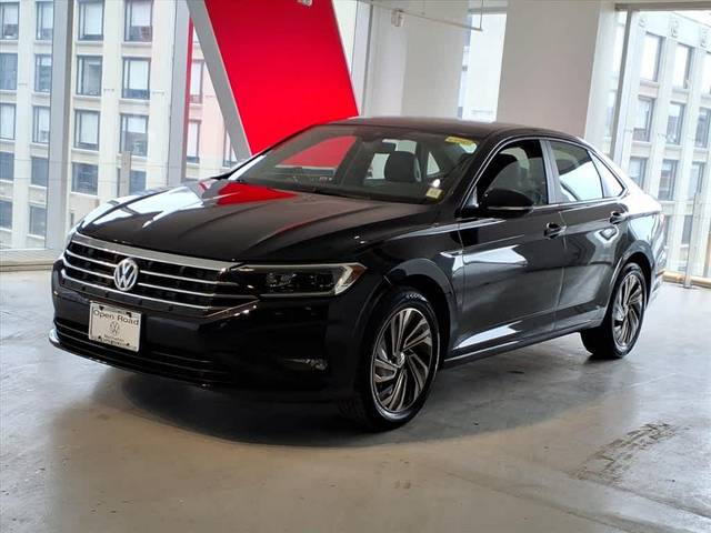 2019 Volkswagen Jetta SEL Premium FWD photo