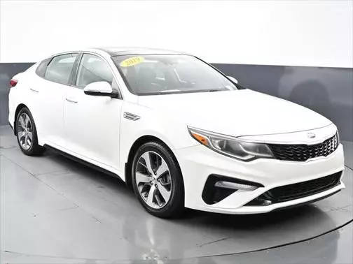 2019 Kia Optima S FWD photo