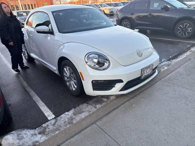 2019 Volkswagen Beetle S FWD photo