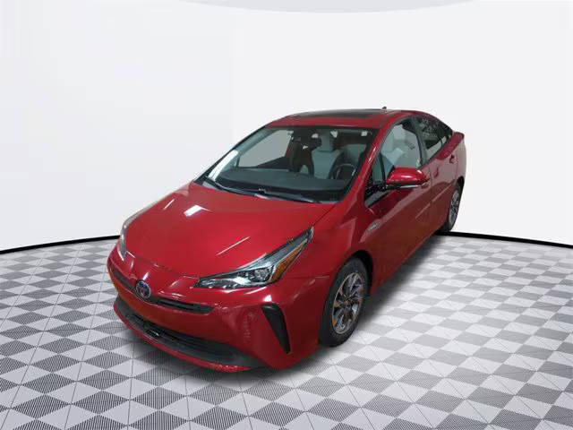 2019 Toyota Prius XLE FWD photo