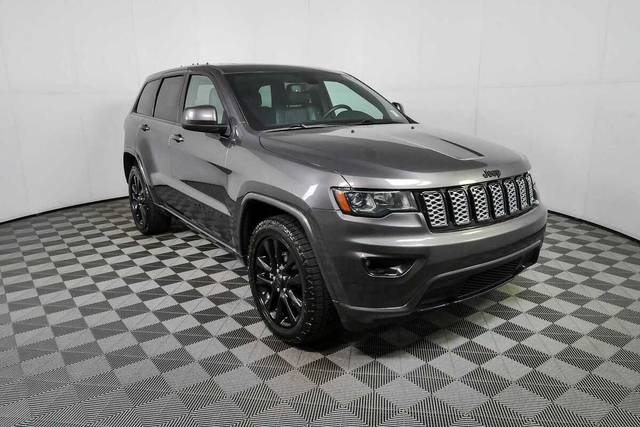 2020 Jeep Grand Cherokee Altitude 4WD photo