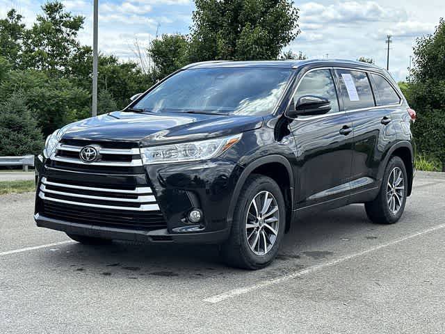 2019 Toyota Highlander XLE AWD photo