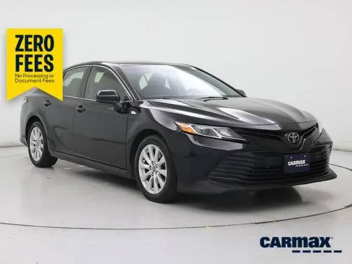 2018 Toyota Camry LE FWD photo