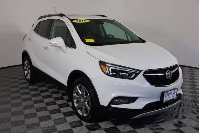 2019 Buick Encore Essence AWD photo