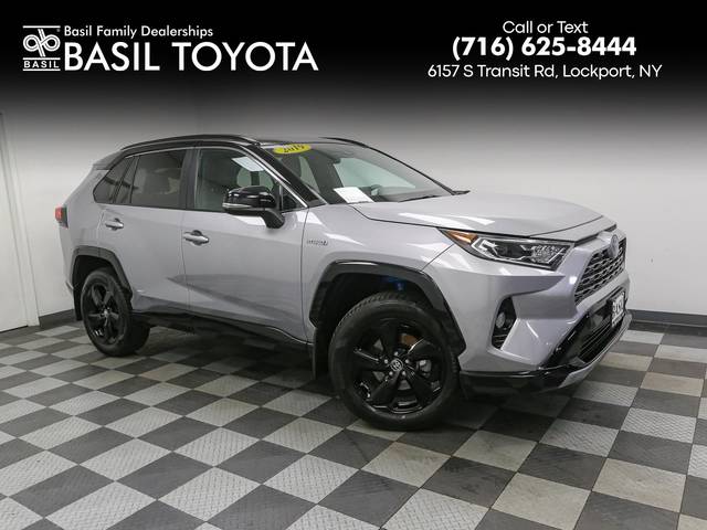 2019 Toyota RAV4 Hybrid XSE AWD photo
