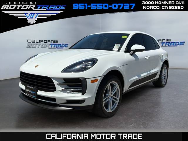 2019 Porsche Macan AWD photo