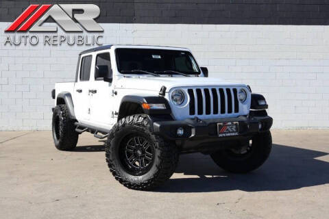2020 Jeep Gladiator Sport S 4WD photo