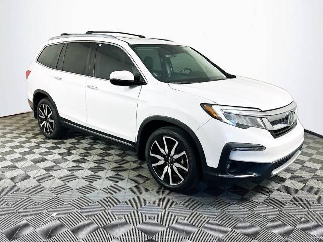 2020 Honda Pilot Touring 8-Passenger FWD photo