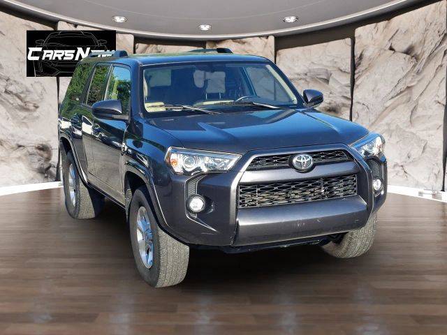 2019 Toyota 4Runner SR5 RWD photo