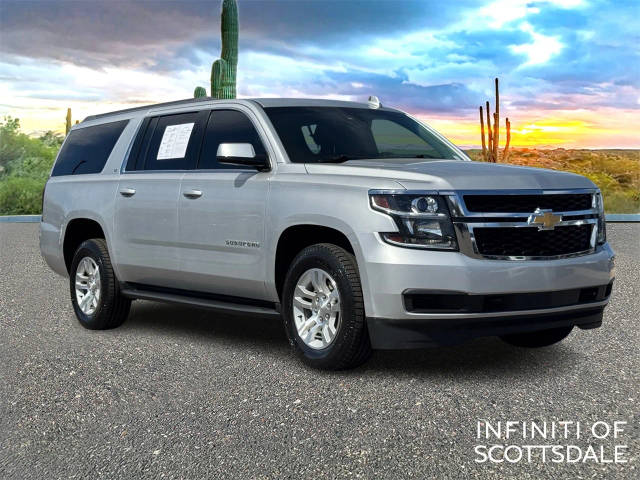 2017 Chevrolet Suburban LT RWD photo