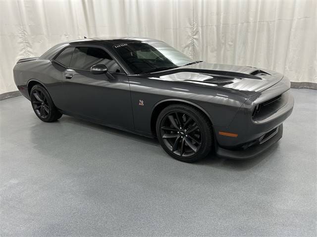 2019 Dodge Challenger R/T Scat Pack RWD photo