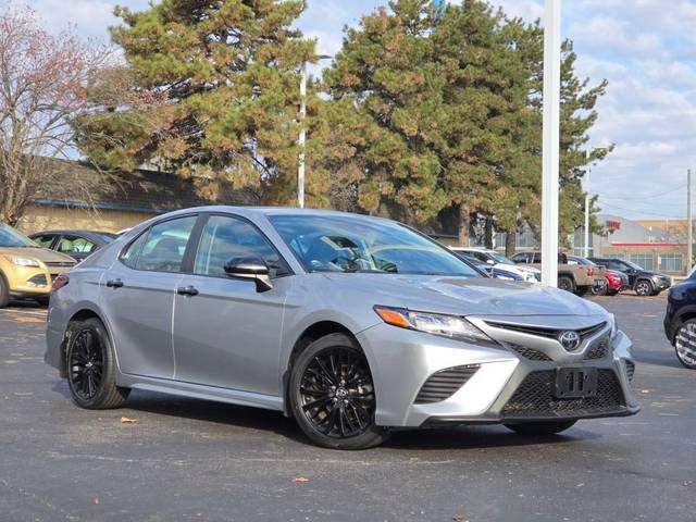 2019 Toyota Camry SE FWD photo
