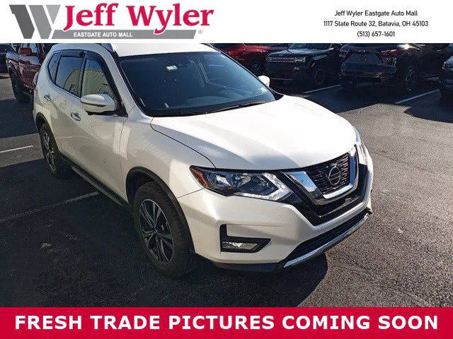 2019 Nissan Rogue SV AWD photo