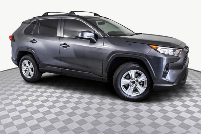 2019 Toyota RAV4 XLE FWD photo