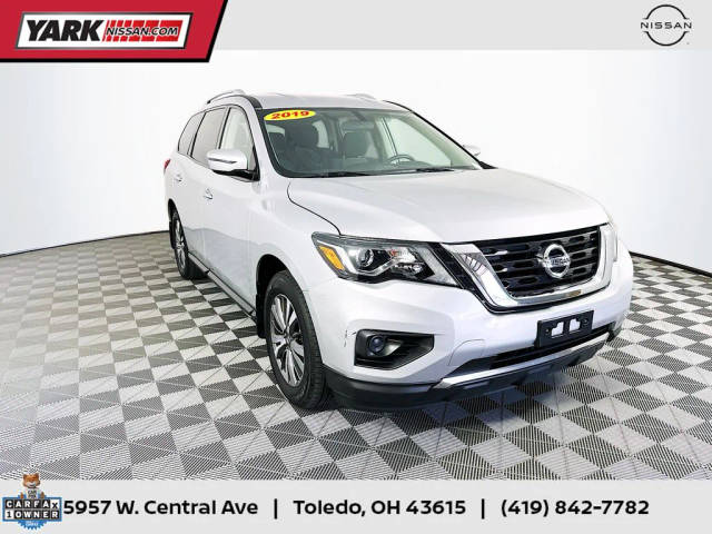 2019 Nissan Pathfinder S 4WD photo