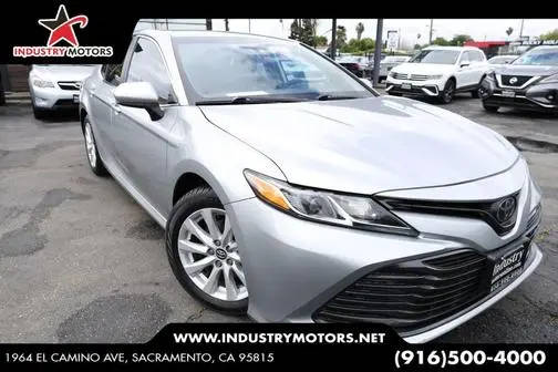 2019 Toyota Camry LE FWD photo