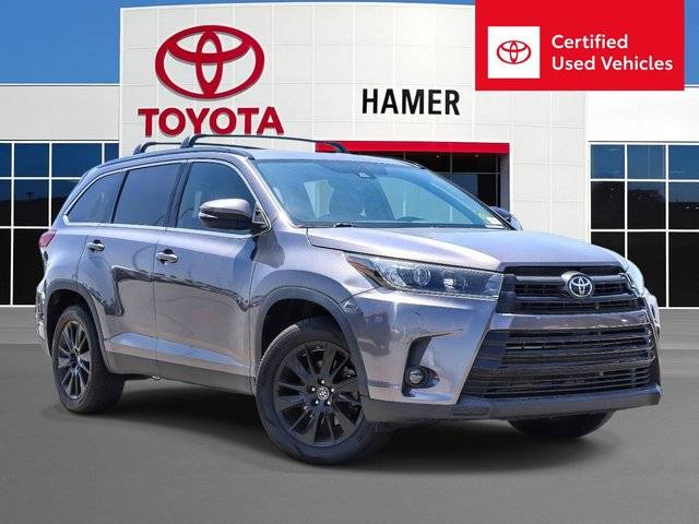 2019 Toyota Highlander SE FWD photo