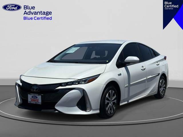 2020 Toyota Prius Prime XLE FWD photo