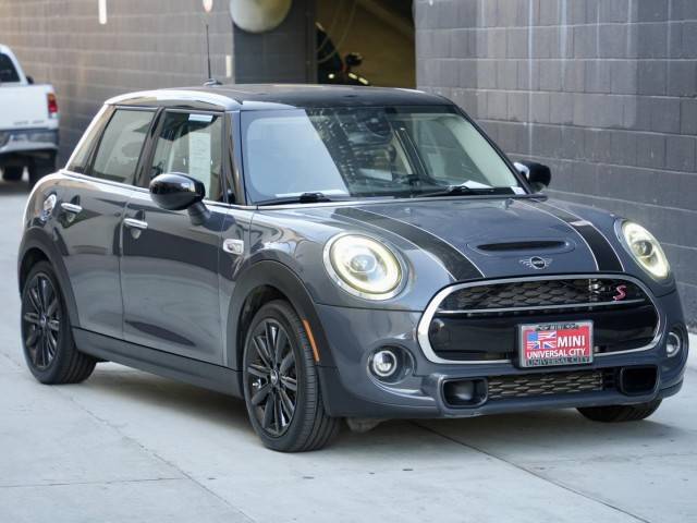 2020 MINI Hardtop 4 Door Cooper S FWD photo