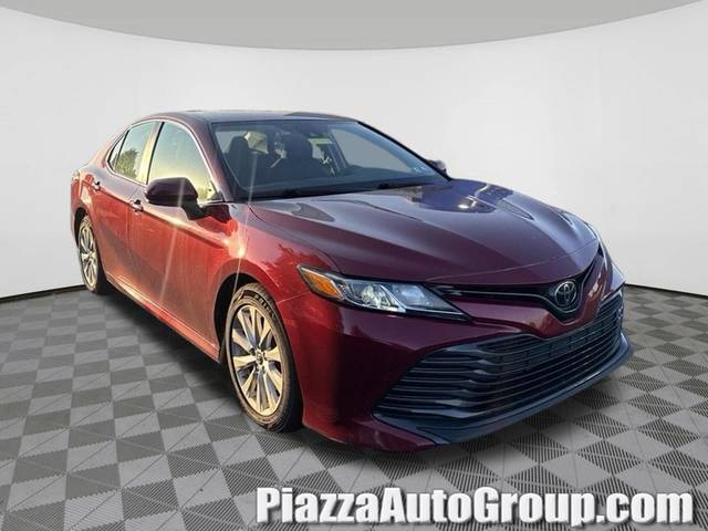 2019 Toyota Camry LE FWD photo