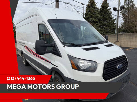 2019 Ford Transit Van  RWD photo