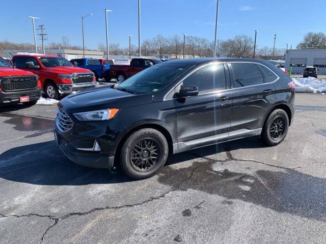 2019 Ford Edge SEL AWD photo