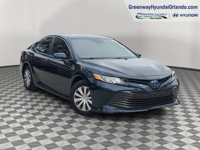 2019 Toyota Camry Hybrid LE FWD photo